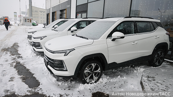 В России резко упала цена новых автомобилей «Москвич-3»