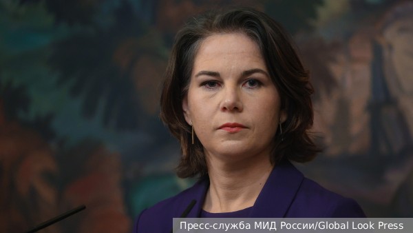 Spiegel узнал, что Бербок заняла в ГА ООН место известной женщины-дипломата
