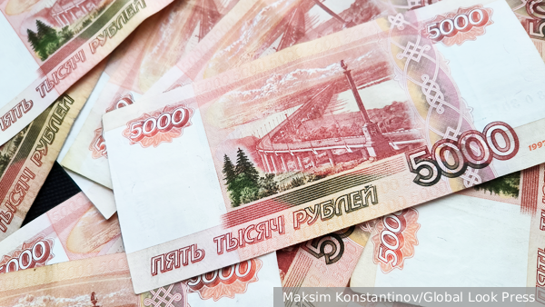Накопительные пенсии предложили сразу переводить в программу долгосрочных сбережений